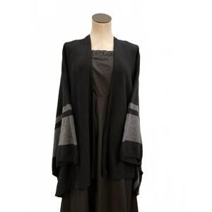NEW VELVET BY GRAHAM & SPENCER women's harper open front poncho in black